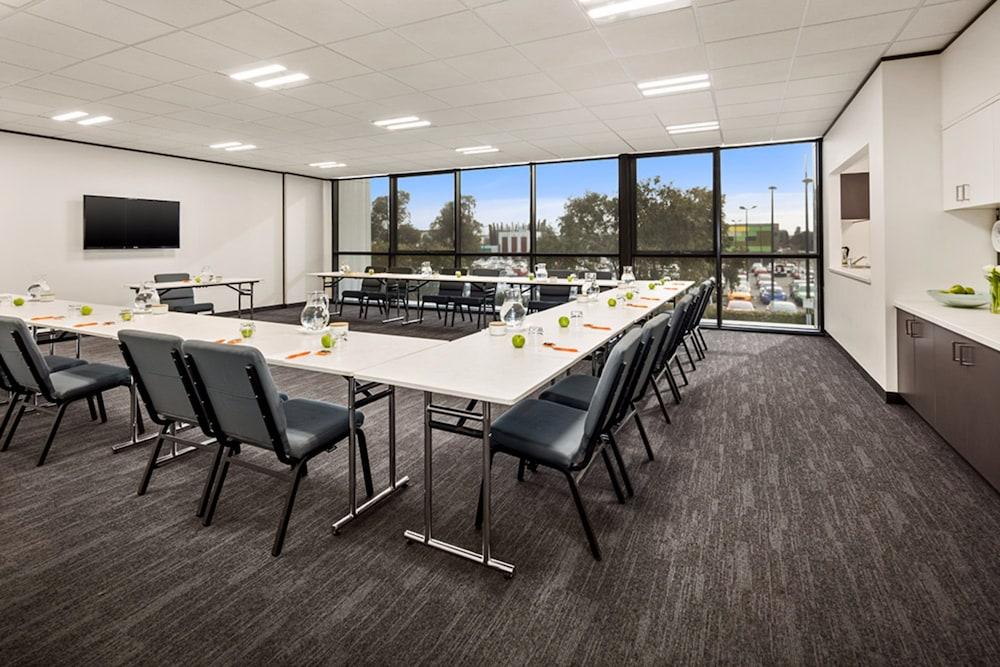 Quest Bundoora Aparthotel Melbourne Eksteriør bilde